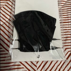 Pack of two black mask .